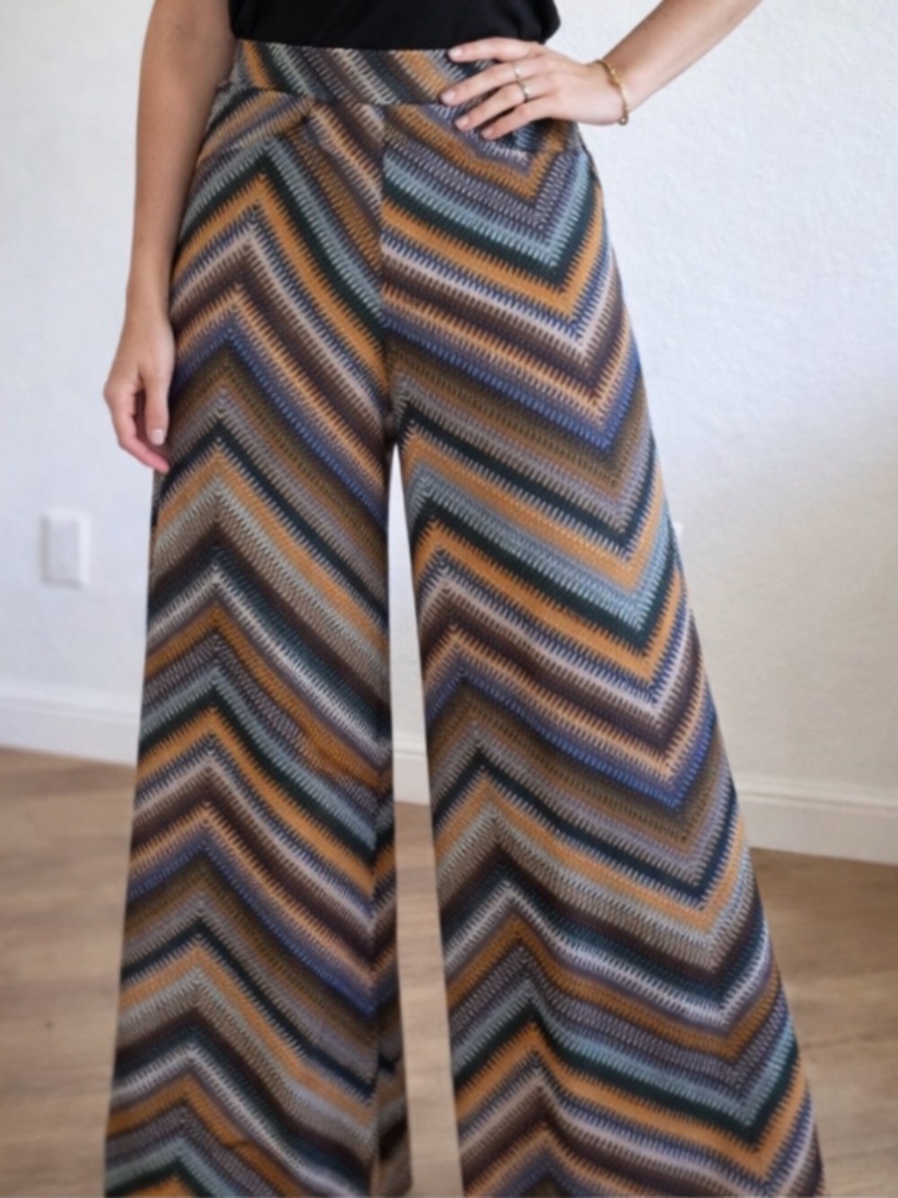 Chevron Print High Waisted Wide Leg Pants Boho – Size S